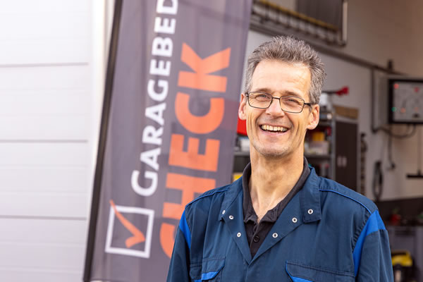 Jan Van Lieshout Eerste Automonteur, Apk Keurmeester, Diagnose Specialist Klein